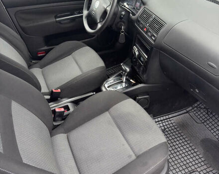 Серый Фольксваген Гольф, объемом двигателя 1.6 л и пробегом 202 тыс. км за 4400 $, фото 5 на Automoto.ua