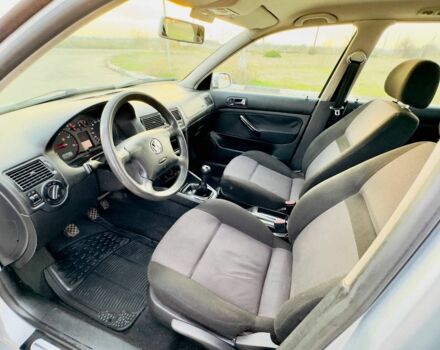 Сірий Фольксваген Гольф, об'ємом двигуна 1.9 л та пробігом 300 тис. км за 2450 $, фото 5 на Automoto.ua