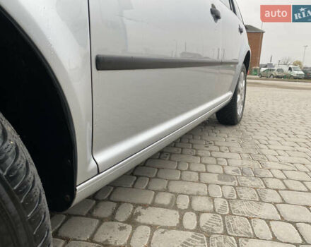 Серый Фольксваген Гольф, объемом двигателя 1.6 л и пробегом 199 тыс. км за 5100 $, фото 6 на Automoto.ua