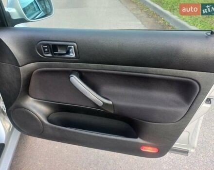 Серый Фольксваген Гольф, объемом двигателя 1.6 л и пробегом 308 тыс. км за 4950 $, фото 21 на Automoto.ua