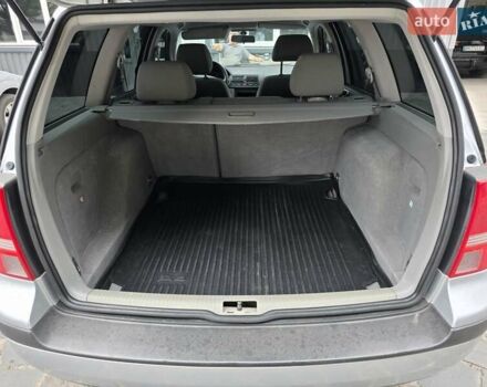 Серый Фольксваген Гольф, объемом двигателя 1.6 л и пробегом 291 тыс. км за 5500 $, фото 3 на Automoto.ua