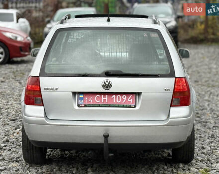 Серый Фольксваген Гольф, объемом двигателя 1.6 л и пробегом 201 тыс. км за 5499 $, фото 7 на Automoto.ua