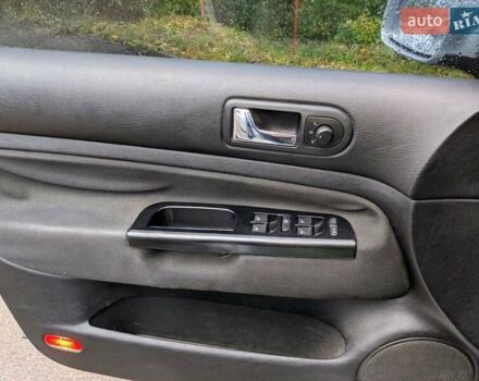 Серый Фольксваген Гольф, объемом двигателя 1.6 л и пробегом 261 тыс. км за 4950 $, фото 9 на Automoto.ua