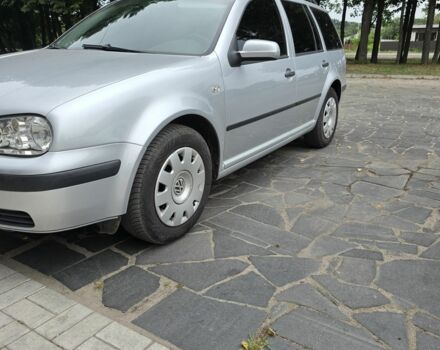 Сірий Фольксваген Гольф, об'ємом двигуна 1.6 л та пробігом 293 тис. км за 5500 $, фото 1 на Automoto.ua