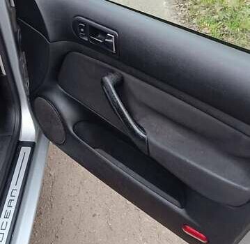 Серый Фольксваген Гольф, объемом двигателя 1.39 л и пробегом 240 тыс. км за 4200 $, фото 2 на Automoto.ua