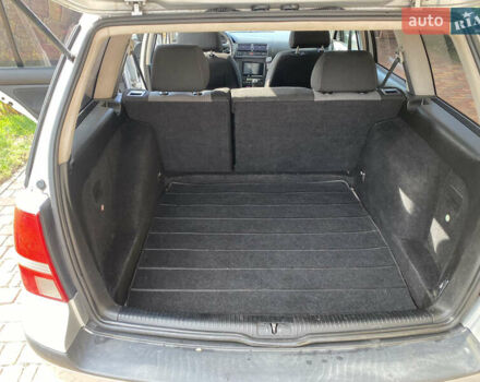 Серый Фольксваген Гольф, объемом двигателя 1.6 л и пробегом 280 тыс. км за 3200 $, фото 15 на Automoto.ua