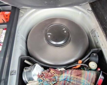 Серый Фольксваген Гольф, объемом двигателя 1.6 л и пробегом 282 тыс. км за 5000 $, фото 7 на Automoto.ua