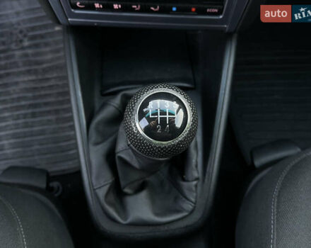 Серый Фольксваген Гольф, объемом двигателя 1.4 л и пробегом 251 тыс. км за 4150 $, фото 76 на Automoto.ua