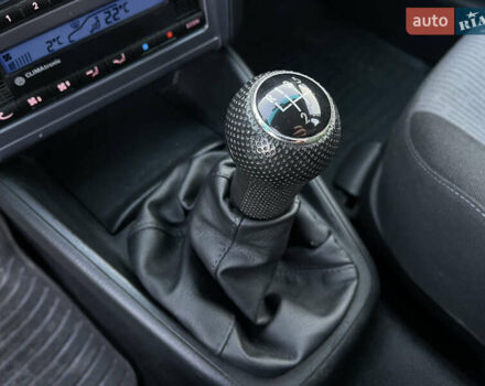 Серый Фольксваген Гольф, объемом двигателя 1.4 л и пробегом 251 тыс. км за 4150 $, фото 77 на Automoto.ua