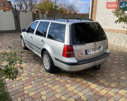 Серый Фольксваген Гольф, объемом двигателя 1.6 л и пробегом 280 тыс. км за 3200 $, фото 7 на Automoto.ua