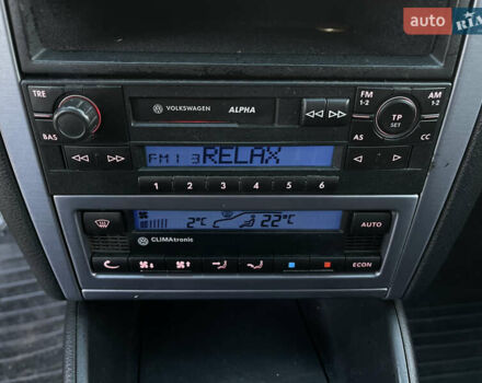 Серый Фольксваген Гольф, объемом двигателя 1.4 л и пробегом 251 тыс. км за 4150 $, фото 74 на Automoto.ua