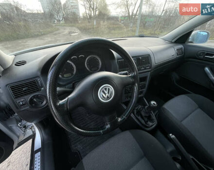 Серый Фольксваген Гольф, объемом двигателя 1.4 л и пробегом 251 тыс. км за 4150 $, фото 42 на Automoto.ua