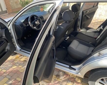 Сірий Фольксваген Гольф, об'ємом двигуна 1.6 л та пробігом 280 тис. км за 3200 $, фото 21 на Automoto.ua