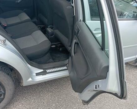 Серый Фольксваген Гольф, объемом двигателя 1.6 л и пробегом 207 тыс. км за 5100 $, фото 11 на Automoto.ua