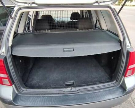 Серый Фольксваген Гольф, объемом двигателя 1.6 л и пробегом 282 тыс. км за 5000 $, фото 9 на Automoto.ua