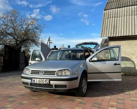 Серый Фольксваген Гольф, объемом двигателя 1.9 л и пробегом 322 тыс. км за 1950 $, фото 4 на Automoto.ua