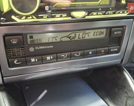 Серый Фольксваген Гольф, объемом двигателя 1.6 л и пробегом 265 тыс. км за 5200 $, фото 18 на Automoto.ua