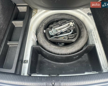 Серый Фольксваген Гольф, объемом двигателя 1.6 л и пробегом 210 тыс. км за 5900 $, фото 10 на Automoto.ua