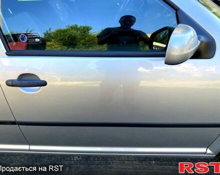 Серый Фольксваген Гольф, объемом двигателя 1.6 л и пробегом 144 тыс. км за 4500 $, фото 6 на Automoto.ua