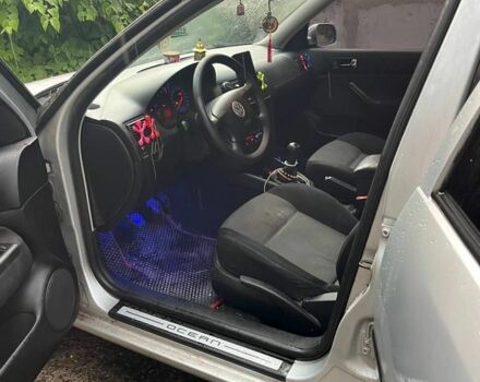 Серый Фольксваген Гольф, объемом двигателя 1.6 л и пробегом 260 тыс. км за 4450 $, фото 2 на Automoto.ua