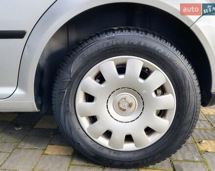 Серый Фольксваген Гольф, объемом двигателя 1.4 л и пробегом 220 тыс. км за 4500 $, фото 27 на Automoto.ua