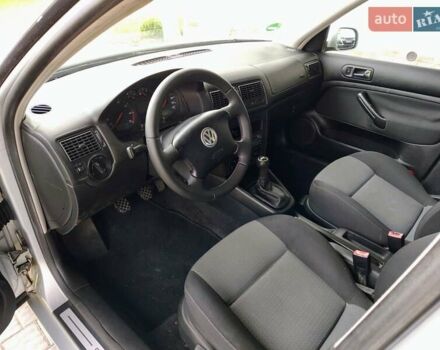 Серый Фольксваген Гольф, объемом двигателя 1.4 л и пробегом 220 тыс. км за 4500 $, фото 73 на Automoto.ua