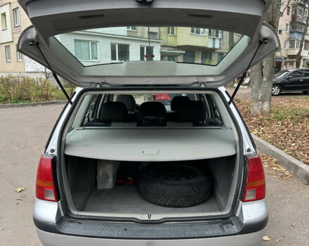 Серый Фольксваген Гольф, объемом двигателя 1.6 л и пробегом 297 тыс. км за 4300 $, фото 3 на Automoto.ua