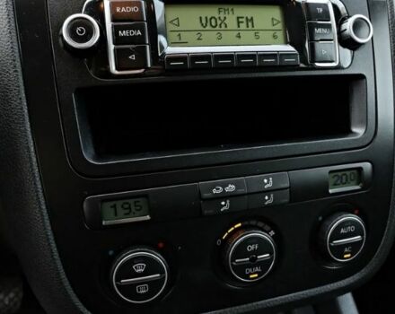 Серый Фольксваген Гольф, объемом двигателя 1.9 л и пробегом 238 тыс. км за 5299 $, фото 12 на Automoto.ua