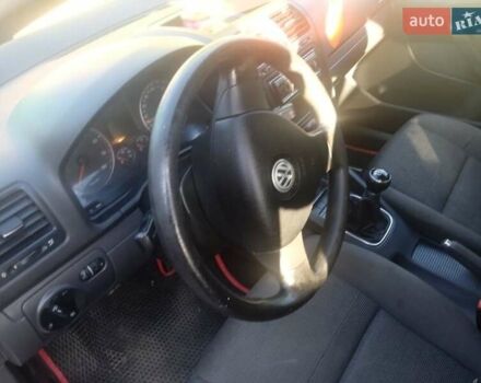 Сірий Фольксваген Гольф, об'ємом двигуна 1.6 л та пробігом 260 тис. км за 5200 $, фото 3 на Automoto.ua