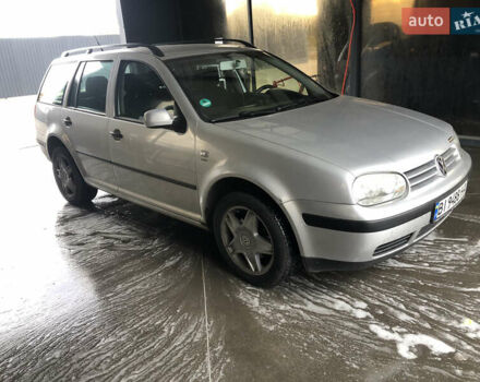 Сірий Фольксваген Гольф, об'ємом двигуна 1.6 л та пробігом 213 тис. км за 5300 $, фото 2 на Automoto.ua