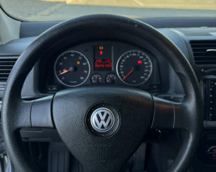 Серый Фольксваген Гольф, объемом двигателя 1.6 л и пробегом 242 тыс. км за 4900 $, фото 17 на Automoto.ua