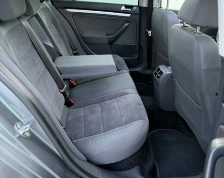 Сірий Фольксваген Гольф, об'ємом двигуна 0 л та пробігом 242 тис. км за 6700 $, фото 22 на Automoto.ua