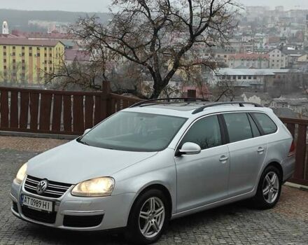 Серый Фольксваген Гольф, объемом двигателя 2 л и пробегом 350 тыс. км за 5999 $, фото 1 на Automoto.ua