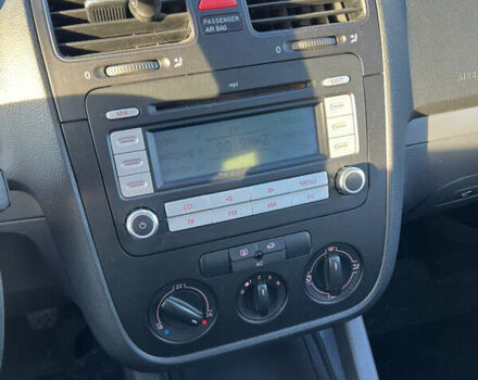 Серый Фольксваген Гольф, объемом двигателя 1.6 л и пробегом 200 тыс. км за 6300 $, фото 12 на Automoto.ua