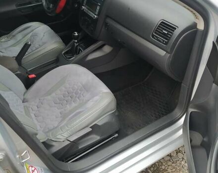 Серый Фольксваген Гольф, объемом двигателя 1.9 л и пробегом 280 тыс. км за 5200 $, фото 20 на Automoto.ua