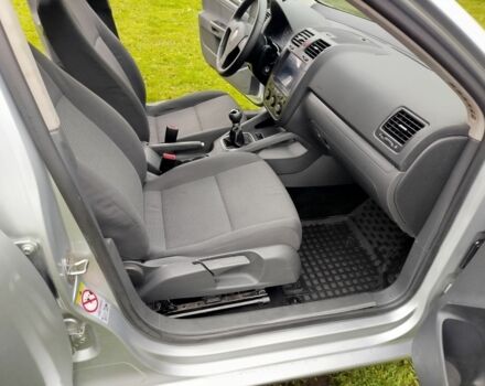 Серый Фольксваген Гольф, объемом двигателя 1.9 л и пробегом 365 тыс. км за 5750 $, фото 21 на Automoto.ua