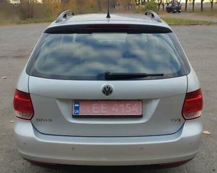Серый Фольксваген Гольф, объемом двигателя 1.4 л и пробегом 246 тыс. км за 5199 $, фото 1 на Automoto.ua