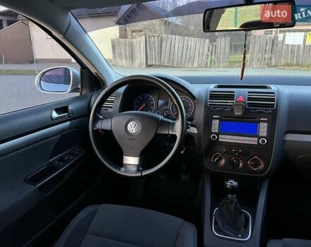 Сірий Фольксваген Гольф, об'ємом двигуна 1.4 л та пробігом 187 тис. км за 5200 $, фото 7 на Automoto.ua