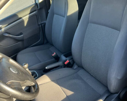 Серый Фольксваген Гольф, объемом двигателя 1.6 л и пробегом 200 тыс. км за 6300 $, фото 11 на Automoto.ua