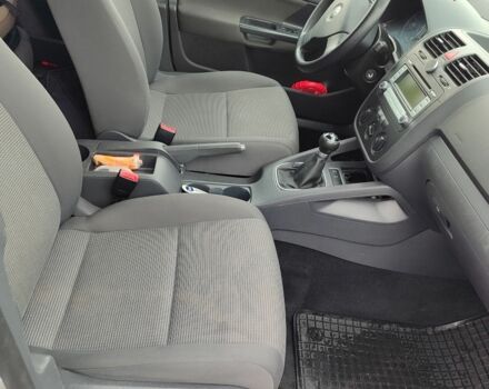 Сірий Фольксваген Гольф, об'ємом двигуна 1.6 л та пробігом 251 тис. км за 6000 $, фото 5 на Automoto.ua