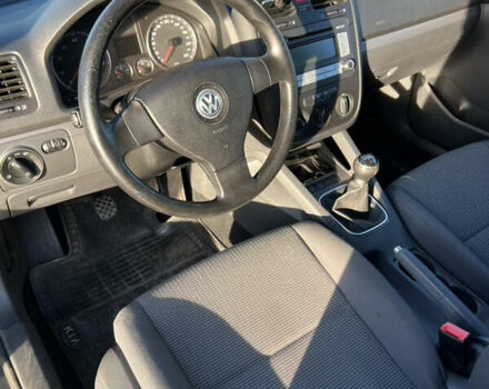 Серый Фольксваген Гольф, объемом двигателя 1.6 л и пробегом 200 тыс. км за 6300 $, фото 14 на Automoto.ua