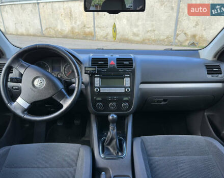 Серый Фольксваген Гольф, объемом двигателя 1.9 л и пробегом 233 тыс. км за 5099 $, фото 17 на Automoto.ua