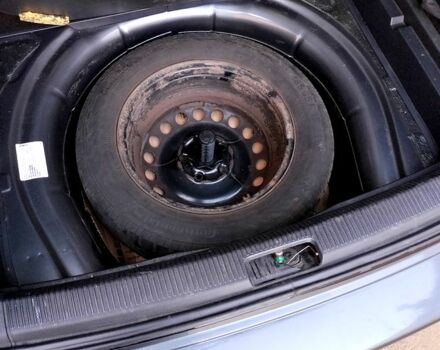 Серый Фольксваген Гольф, объемом двигателя 1.4 л и пробегом 235 тыс. км за 6000 $, фото 6 на Automoto.ua