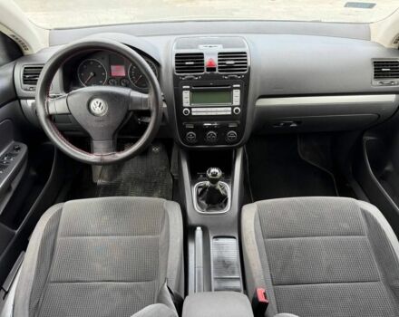 Сірий Фольксваген Гольф, об'ємом двигуна 1.9 л та пробігом 300 тис. км за 2669 $, фото 5 на Automoto.ua