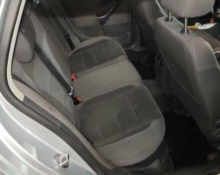 Серый Фольксваген Гольф, объемом двигателя 1.39 л и пробегом 257 тыс. км за 5500 $, фото 10 на Automoto.ua