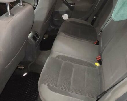 Серый Фольксваген Гольф, объемом двигателя 1.39 л и пробегом 257 тыс. км за 5500 $, фото 9 на Automoto.ua