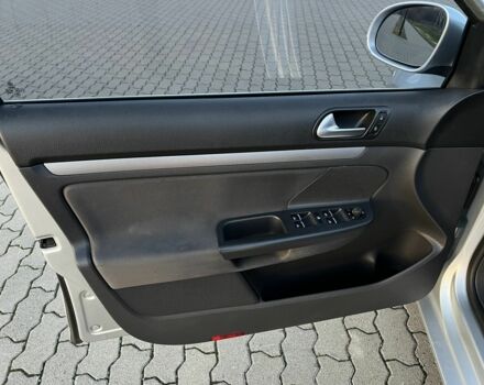 Сірий Фольксваген Гольф, об'ємом двигуна 1.4 л та пробігом 187 тис. км за 5200 $, фото 7 на Automoto.ua