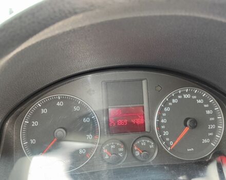 Сірий Фольксваген Гольф, об'ємом двигуна 1.6 л та пробігом 251 тис. км за 6000 $, фото 4 на Automoto.ua