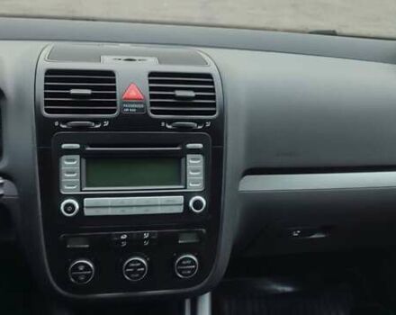 Серый Фольксваген Гольф, объемом двигателя 1.4 л и пробегом 246 тыс. км за 5199 $, фото 22 на Automoto.ua