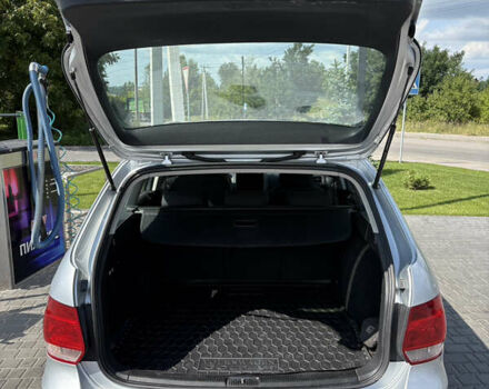 Серый Фольксваген Гольф, объемом двигателя 1.6 л и пробегом 204 тыс. км за 6600 $, фото 6 на Automoto.ua